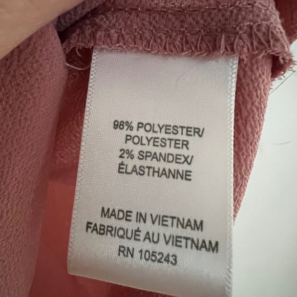 Bobeau Dusty Rose Cold Shoulder Top size medium - Picture 5 of 5